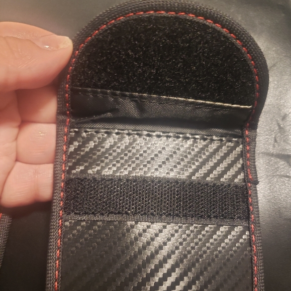 Faraday Bags (for car keys) 2 pack Medium - Picture 5 of 7